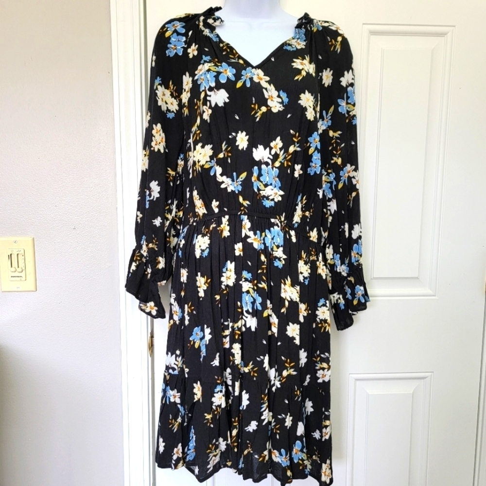 NWT Lascana For Venus Long Sleeve Black Blue Floral Ruffled Dress Size Medium
